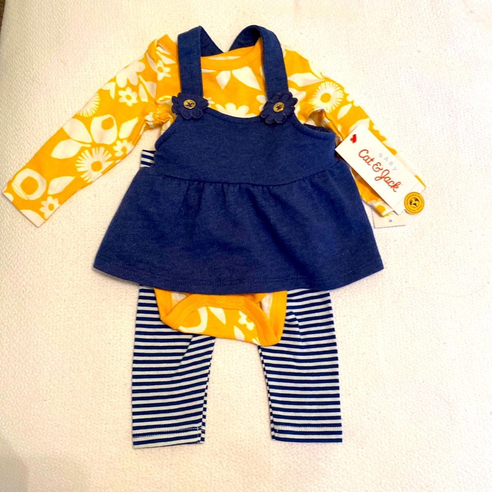 NWT Newborn 3 Piece Outfit